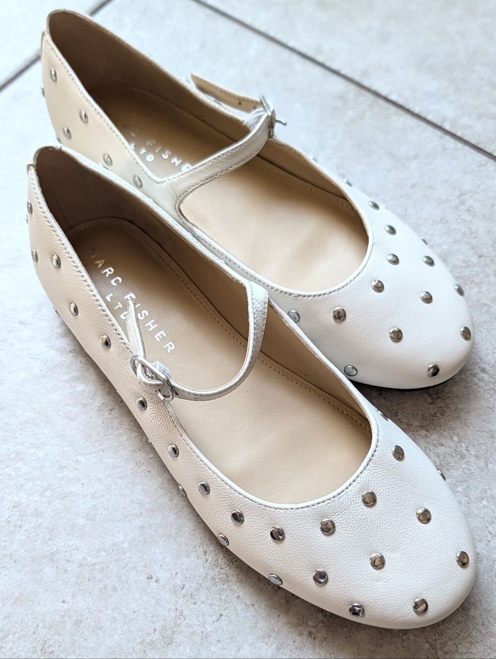 Marc Fisher LTD Leather Studded Mary Jane Ballet Flats Ivory Size 7M